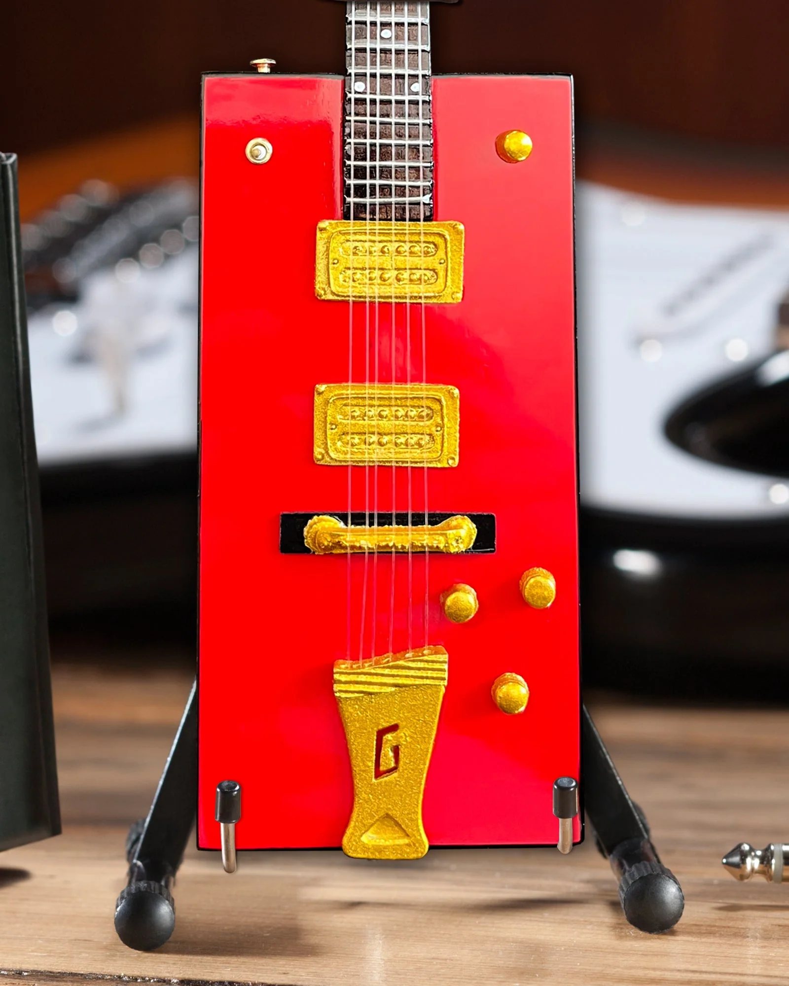 BO DIDDLEY - FIREBIRD RED GRETSCH - MINI GUITAR - Image 3