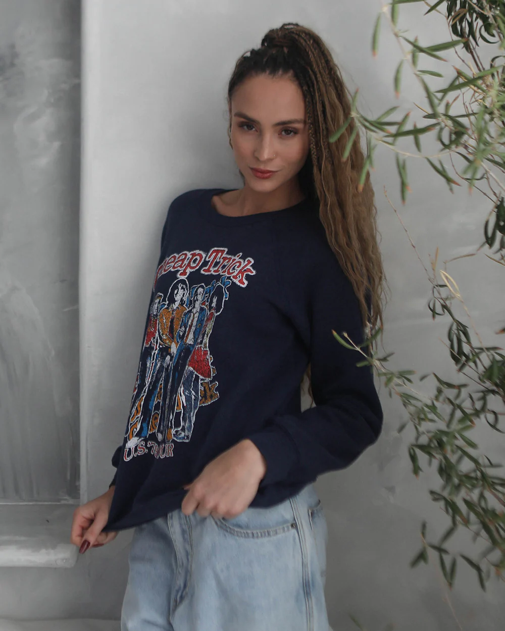 CHEAP TRICK - 1979 US TOUR SWEATSHIRT - Image 4