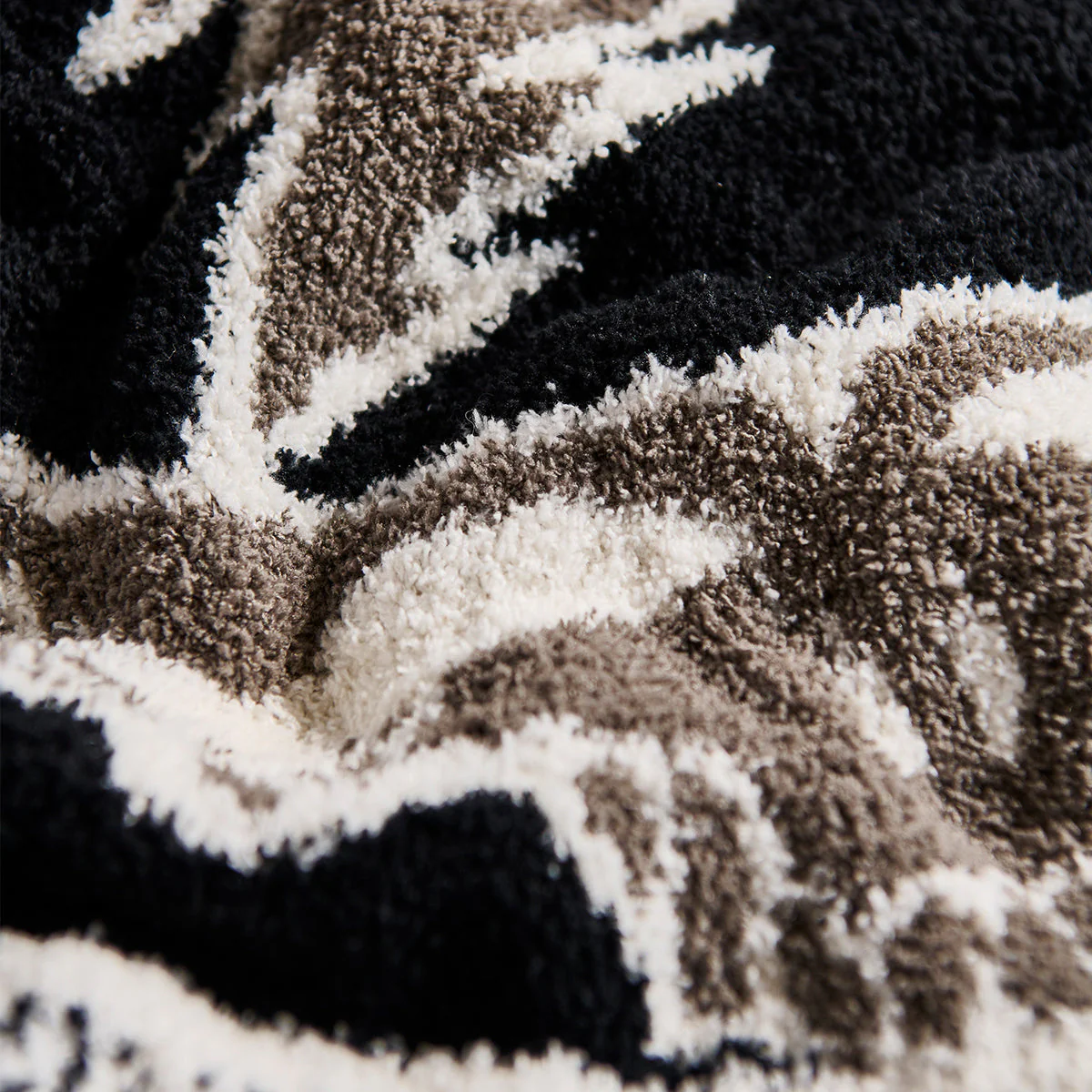 GRATEFUL DEAD x SLOWTIDE - FILLMORE PLUSH KNIT THROW BLANKET - Image 2