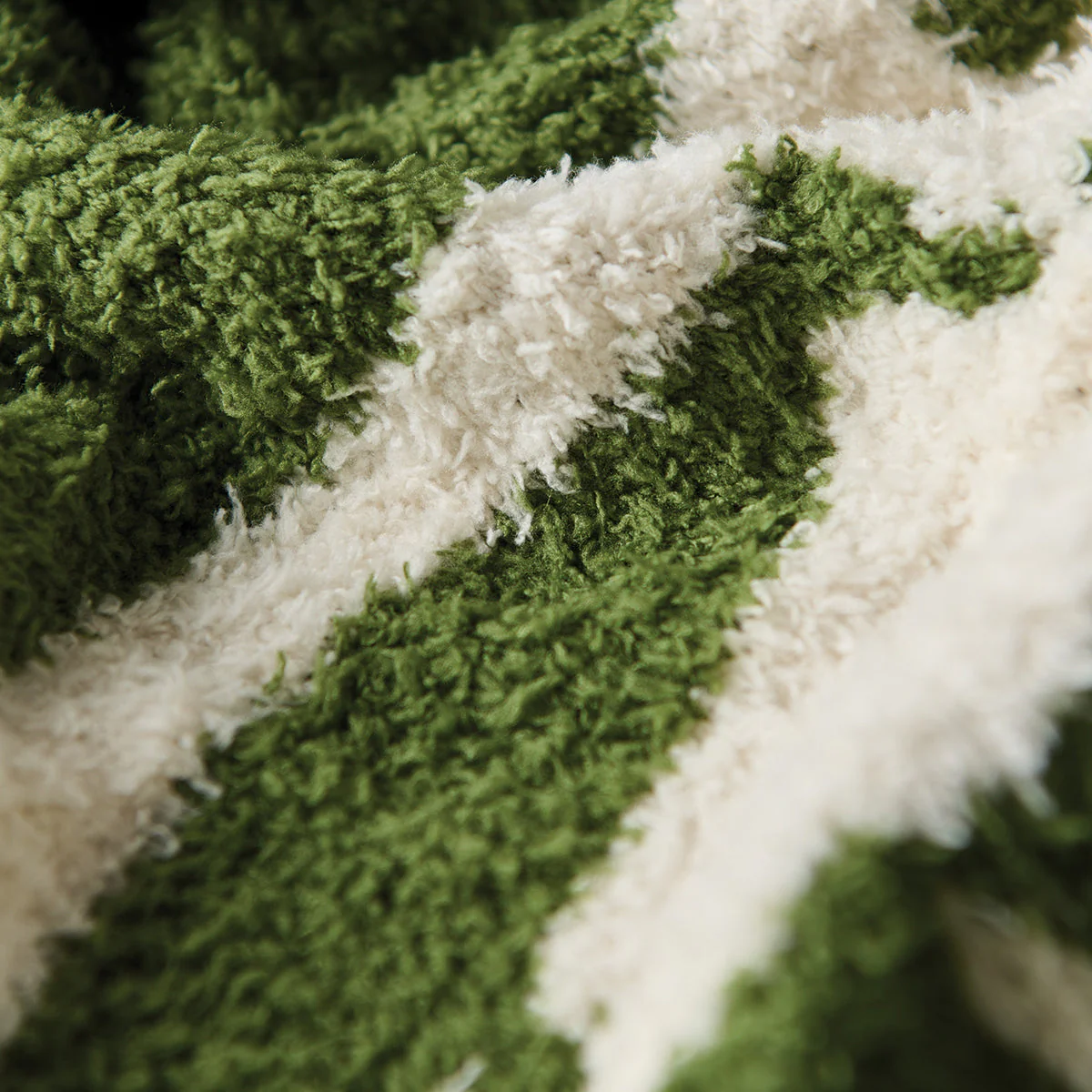 GRATEFUL DEAD x SLOWTIDE - AVO GRATEFUL SHRED PLUSH KNIT THROW - Image 2