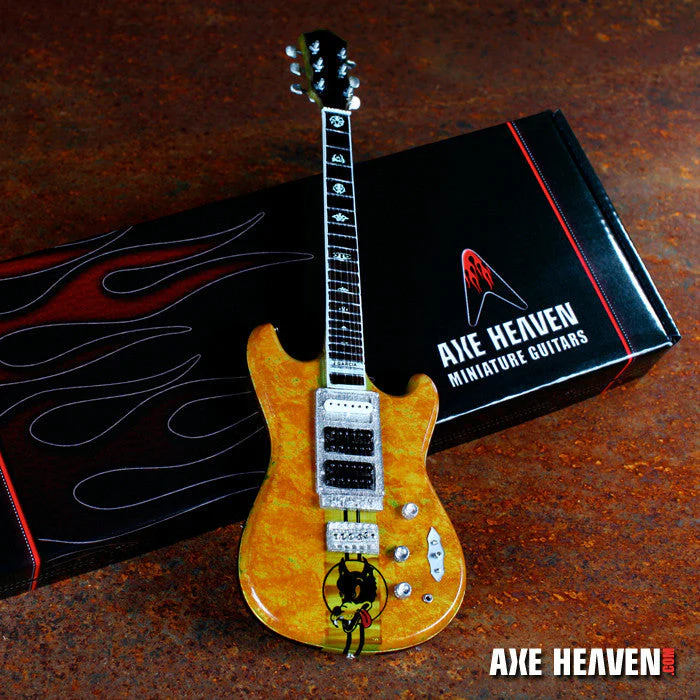 JERRY GARCIA™ - WOLF™ TRIBUTE - MINI GUITAR - Image 5