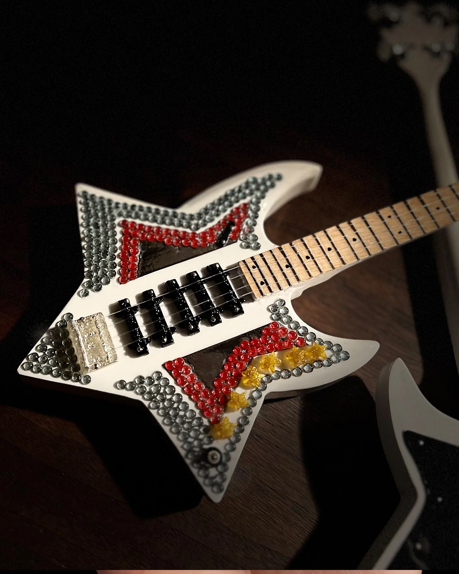 BOOTSY COLLINS - SPACE BASS - MINI GUITAR - Image 3