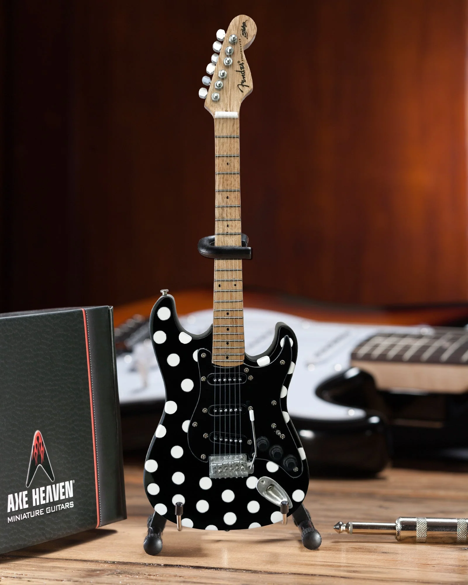 BUDDY GUY - FENDER™ STRAT™ POLKA-DOT FINISH - MINI GUITAR - Image 2