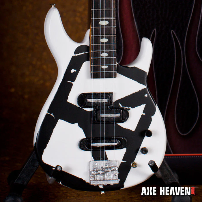 MICHAEL ANTHONY - WHITE CHICKENFOOT - MINI BASS GUITAR - Image 2