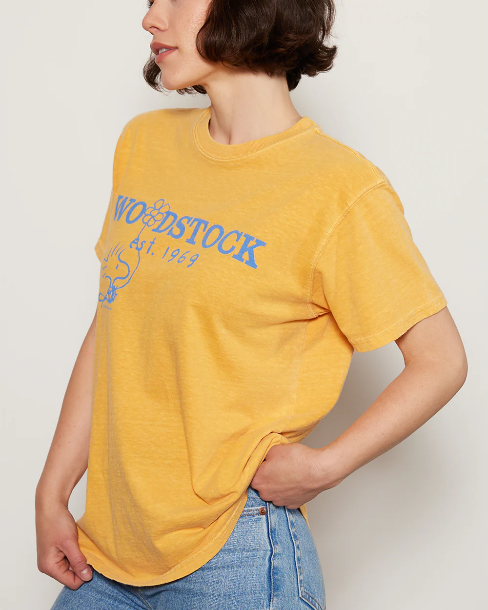PEOPLE OF LEISURE - PEANUTS WOODSTOCK 1969 TEE - Image 2