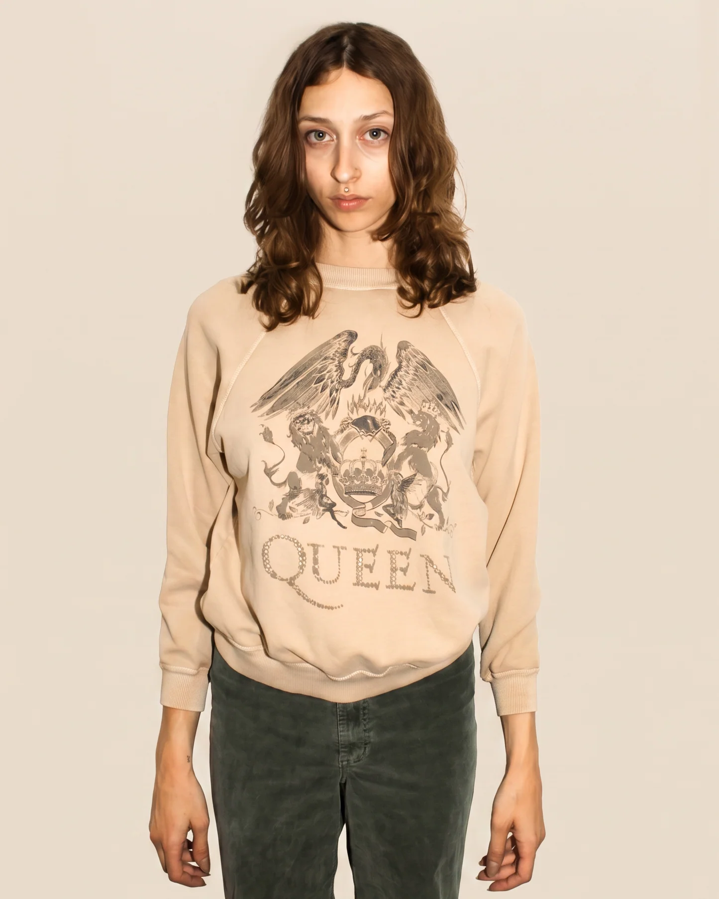 QUEEN - CREST PULLOVER