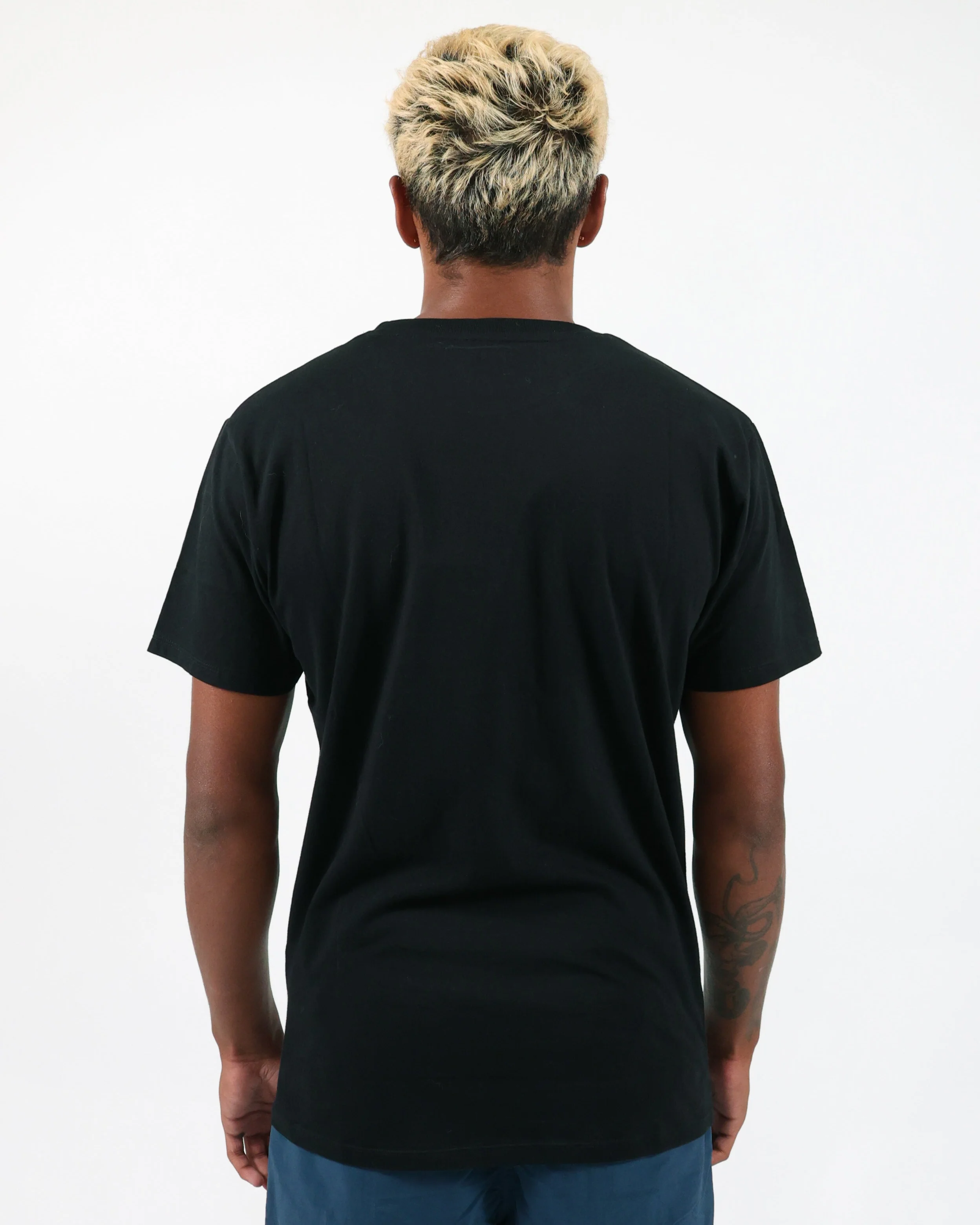 ROCK HALL HEADSTOCK BADGE T-SHIRT - Image 3