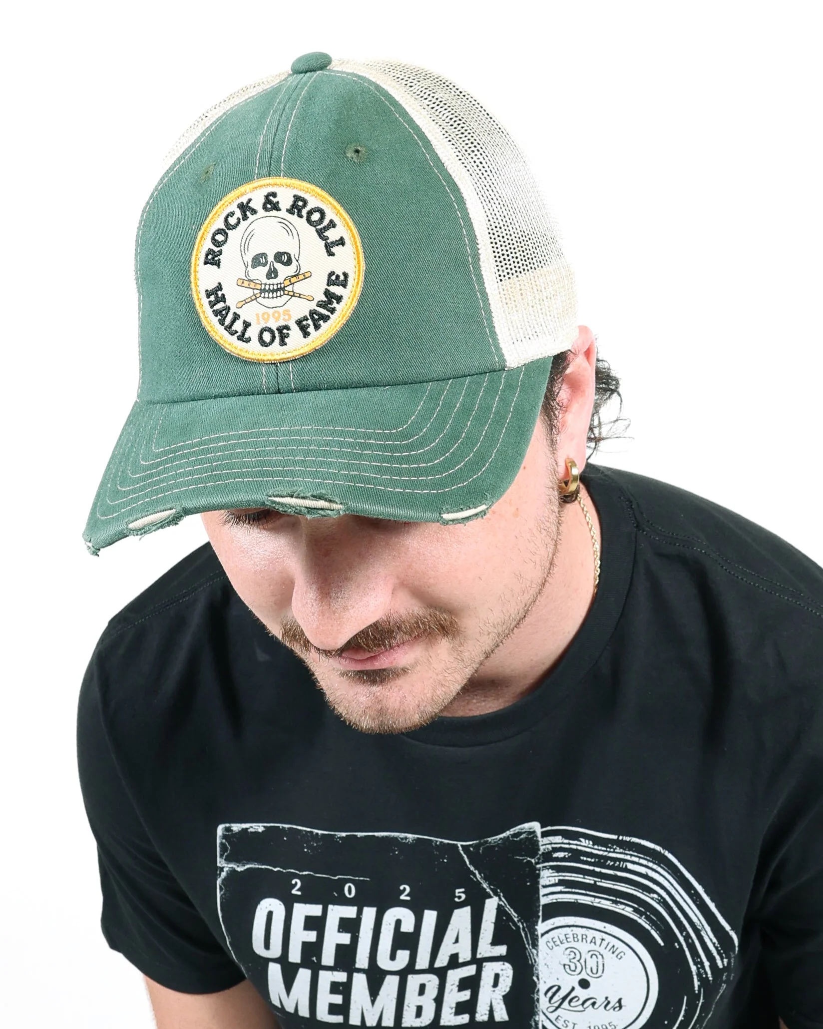 ROCK HALL SKULL & DRUMSTICKS HAT