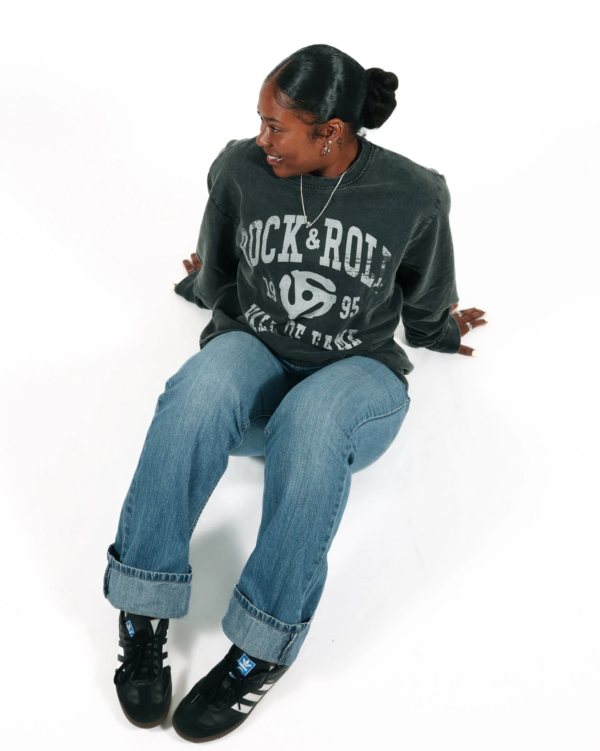 ROCK HALL BLACK SPACER PULLOVER CREW - Image 2