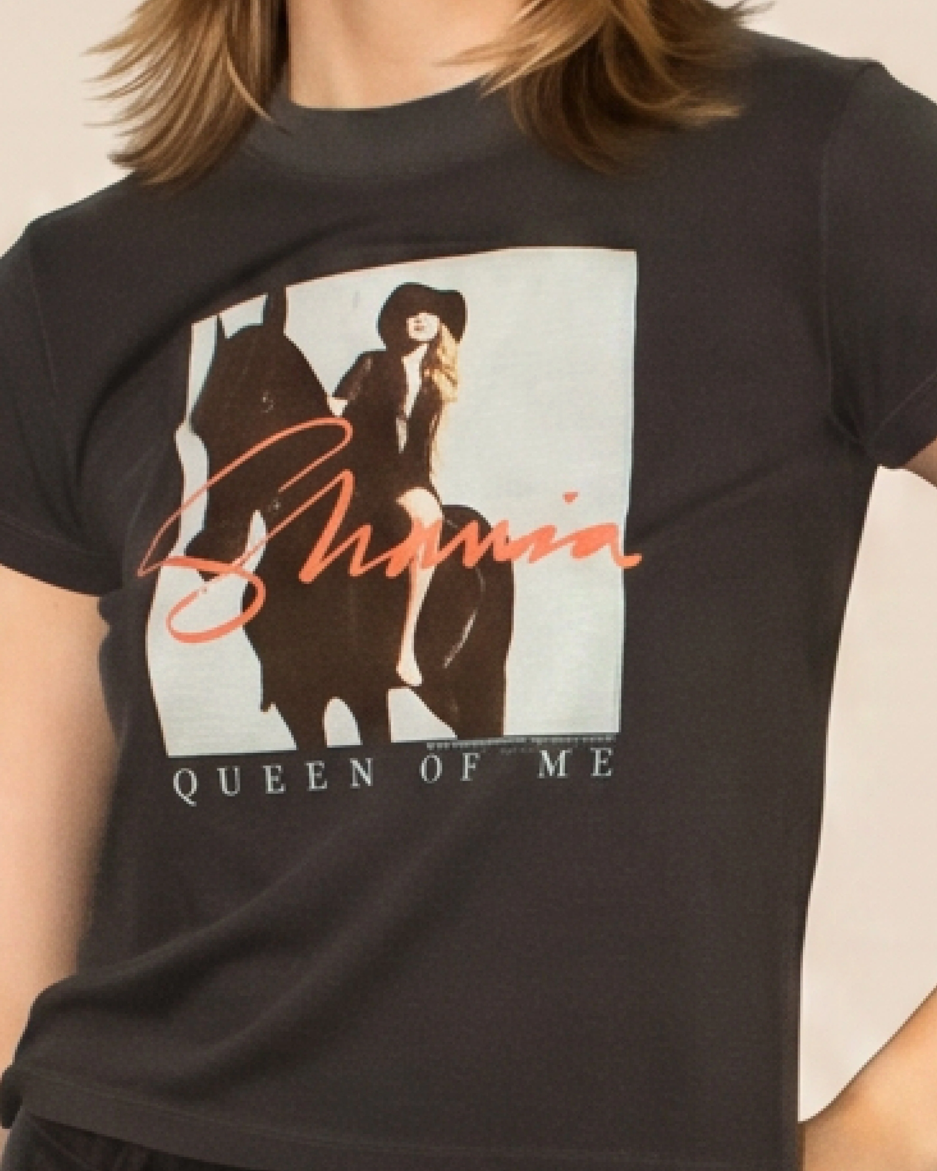 SHANIA TWAIN - QUEEN OF ME BABY TEE - Image 3
