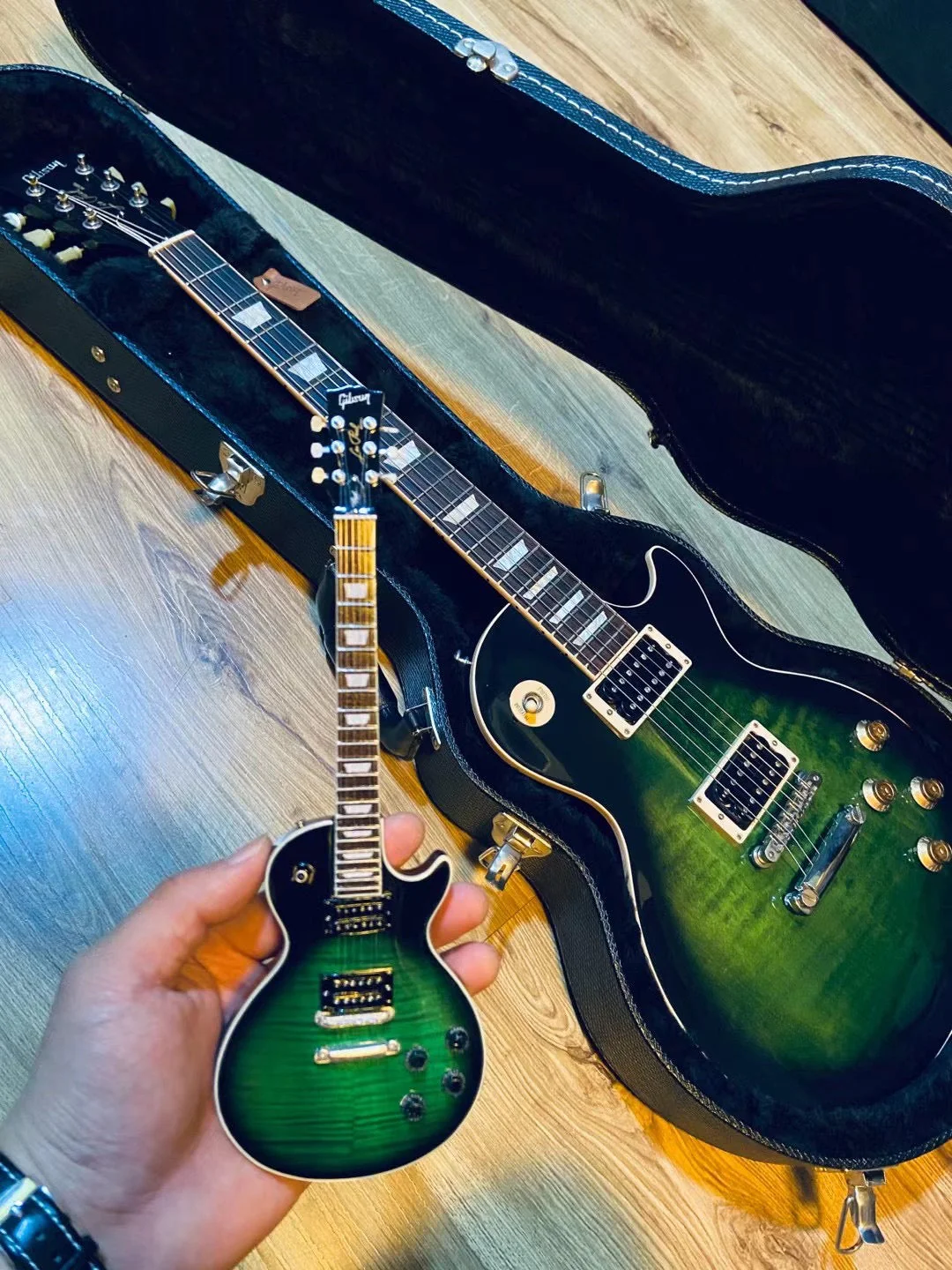 SLASH - GIBSON LES PAUL STANDARD ANACONDA - MINI GUITAR - Image 4