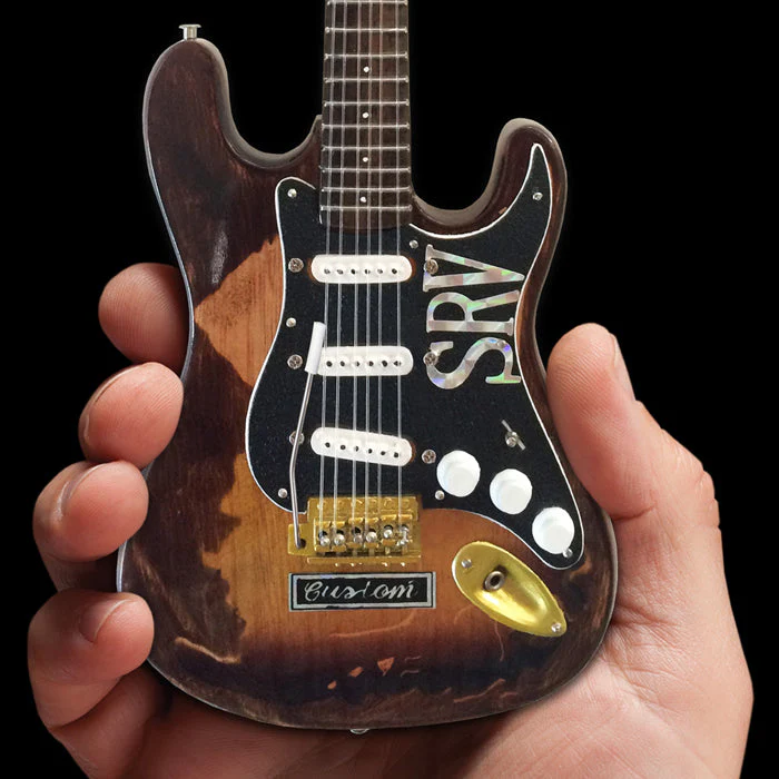 STEVIE RAY VAUGHAN - SRV SIGNATURE FENDER - SET OF 2 MINI GUITARS - Image 4