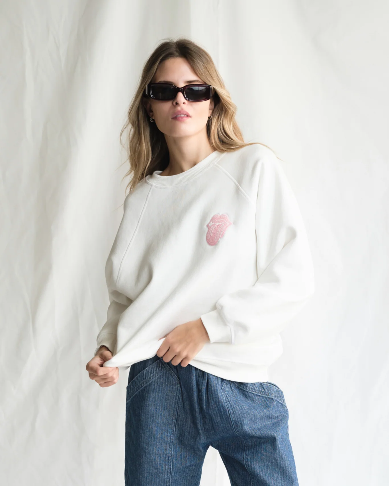THE ROLLING STONES - SHE'S A RAINBOW CREWNECK - Image 3