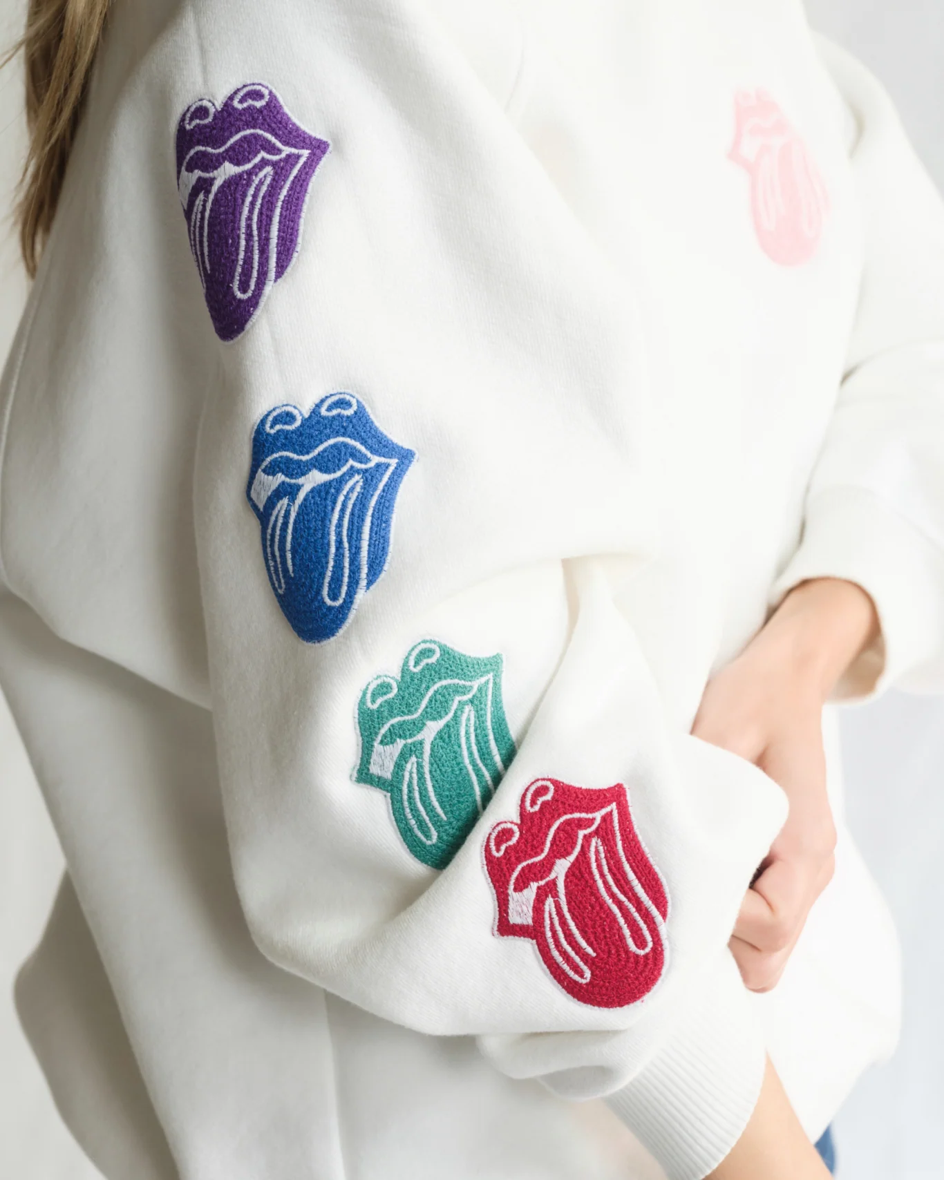 THE ROLLING STONES - SHE'S A RAINBOW CREWNECK - Image 5