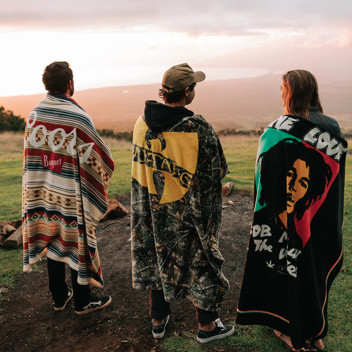 WU-TANG CLAN x SLOWTIDE - TRIUMPH PLUSH FLEECE THROW BLANKET - Image 4