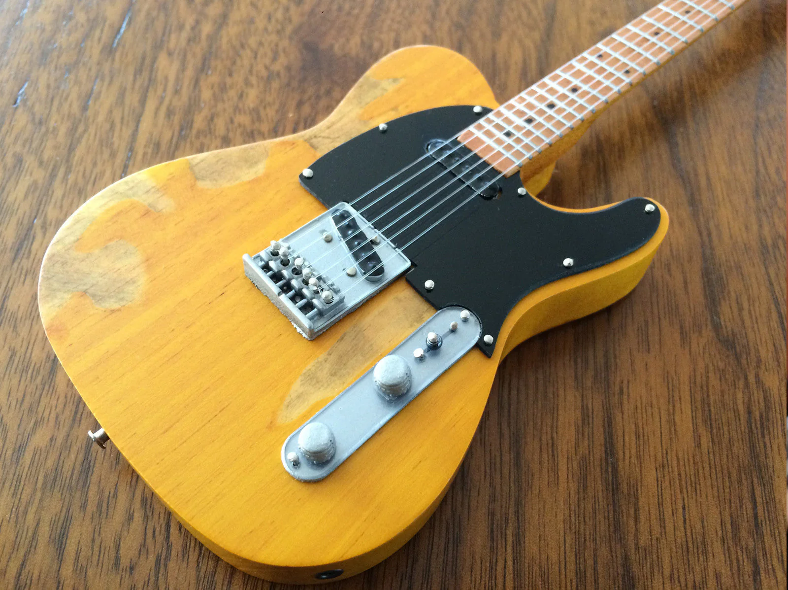 FENDER™ - TELE™ VINTAGE BLONDE - MINI GUITAR - Image 2
