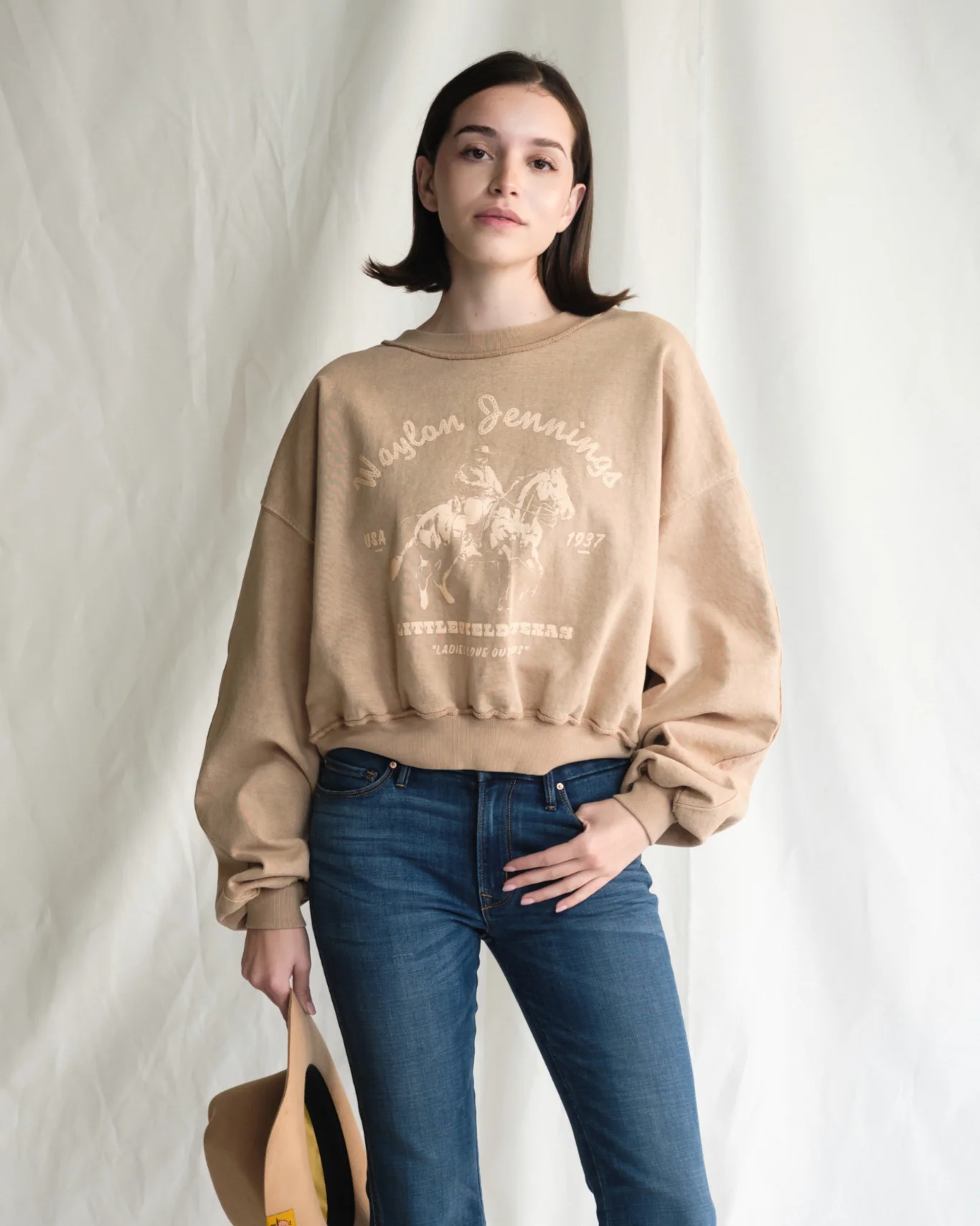 WAYLON JENNINGS - HOMETOWN SWEATSHIRT - Image 3