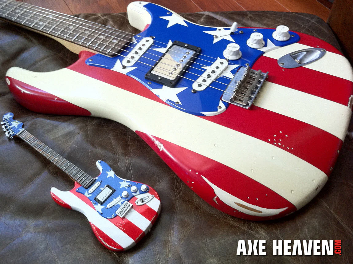 WAYNE KRAMER - FENDER™ STRAT™ MINI STARS N' STRIPES USA FLAG - MINI GUITAR - Image 5